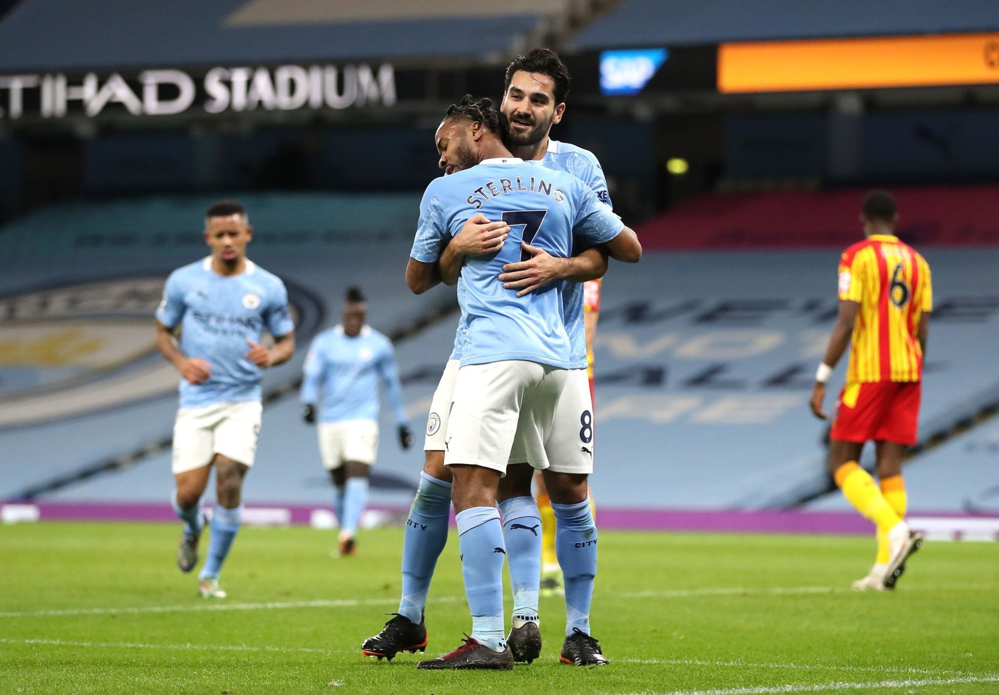 了他的名字 了他的名字