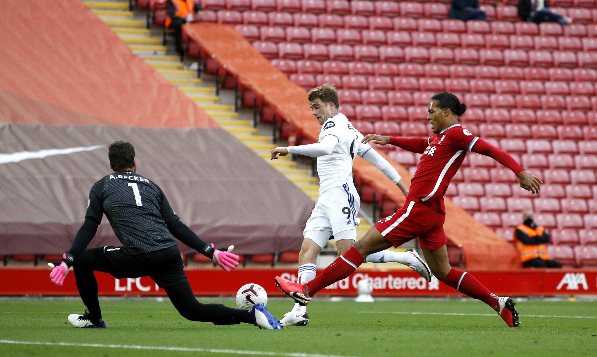 共赴未来 共赴未来