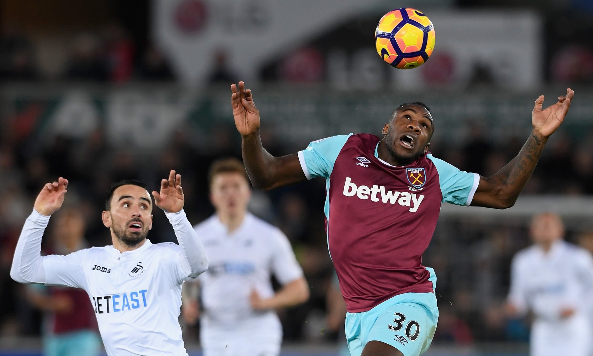 的意外离任 的意外离任